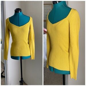 Anthropologie Sunny Yellow Sweetheart V-Neck Tight-Knit Sweater Size M